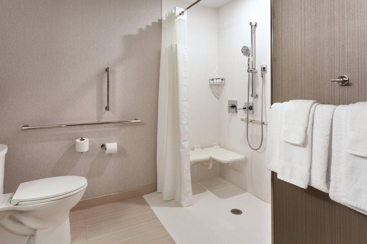 คอร์ตยาร์ด วินเทอร์ เฮเว่น Hotel วินเทอร์เฮเวน ภายนอก รูปภาพ