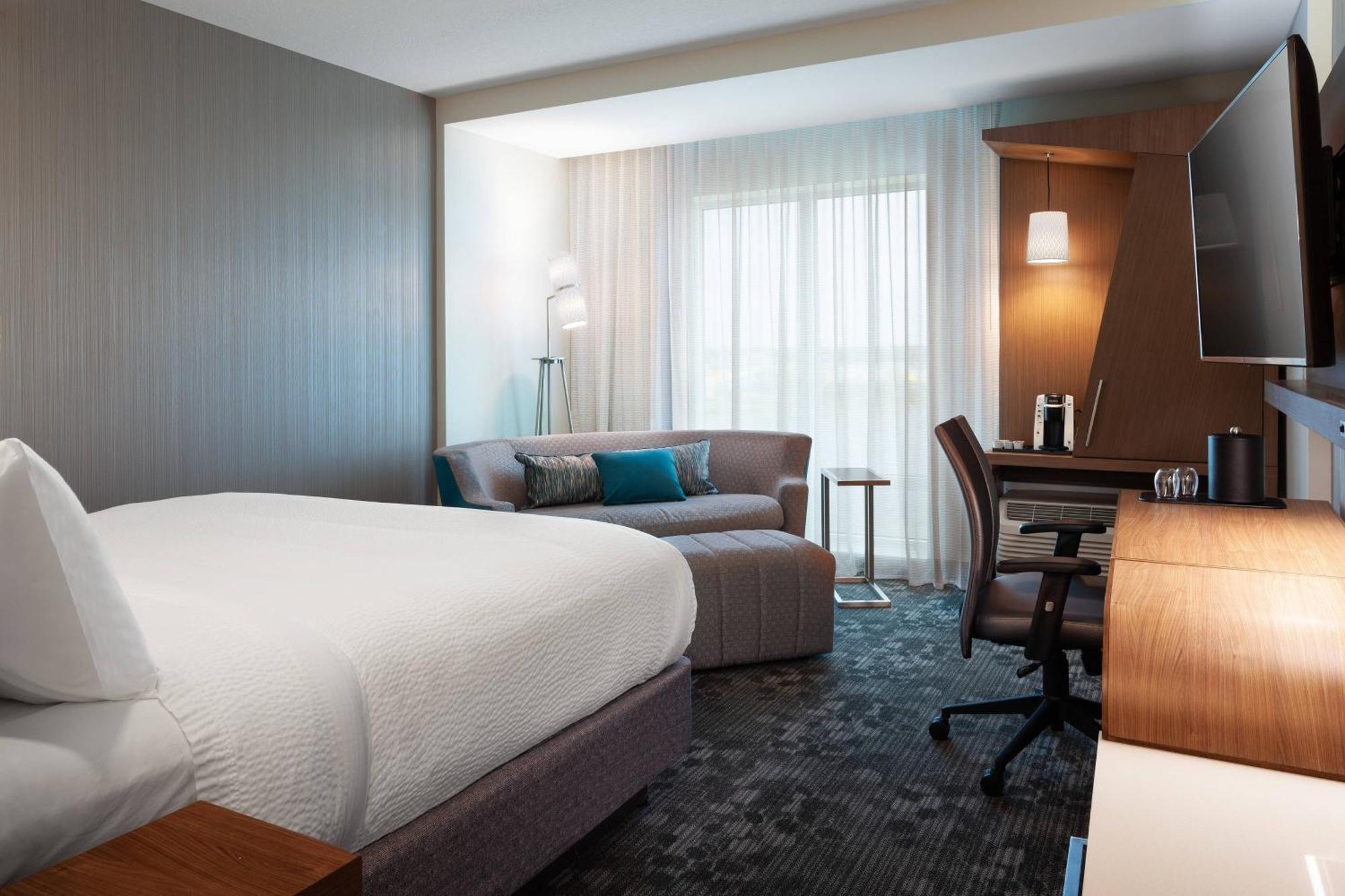 คอร์ตยาร์ด วินเทอร์ เฮเว่น Hotel วินเทอร์เฮเวน ภายนอก รูปภาพ