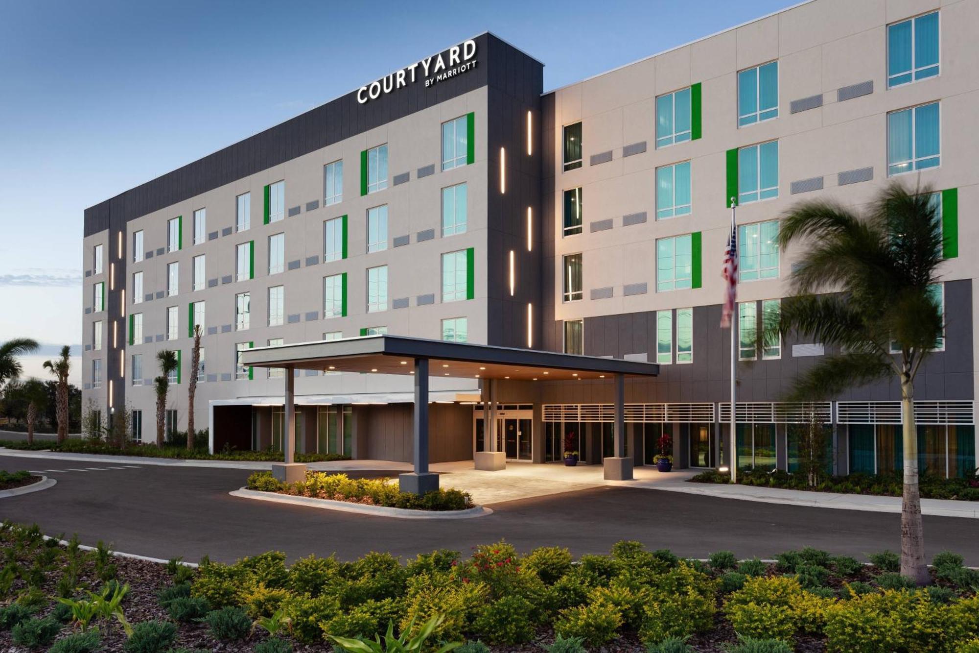 คอร์ตยาร์ด วินเทอร์ เฮเว่น Hotel วินเทอร์เฮเวน ภายนอก รูปภาพ